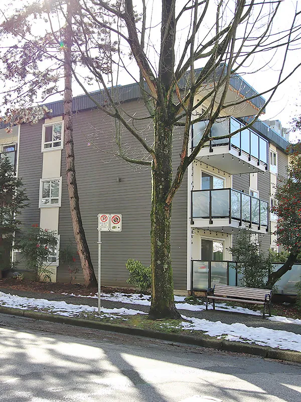 Building - The Brambleberry in Vancouver, BC at 1396 Burnaby Street