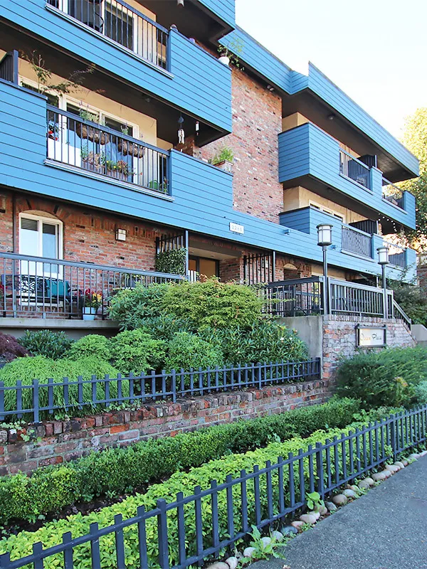 Building - Ocean Place in Vancouver, BC at 2280 Cornwall Avenue