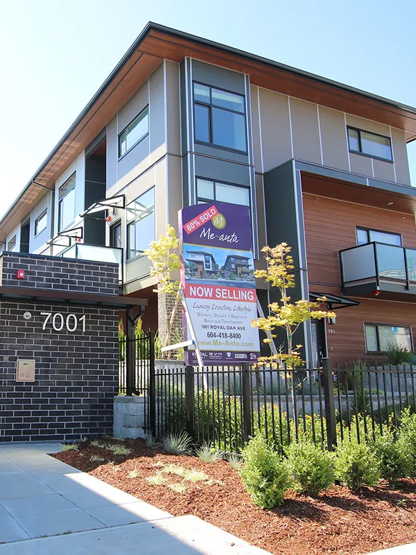 Building - Me-Anta in Burnaby, BC at 7001 Royal Oak Avenue