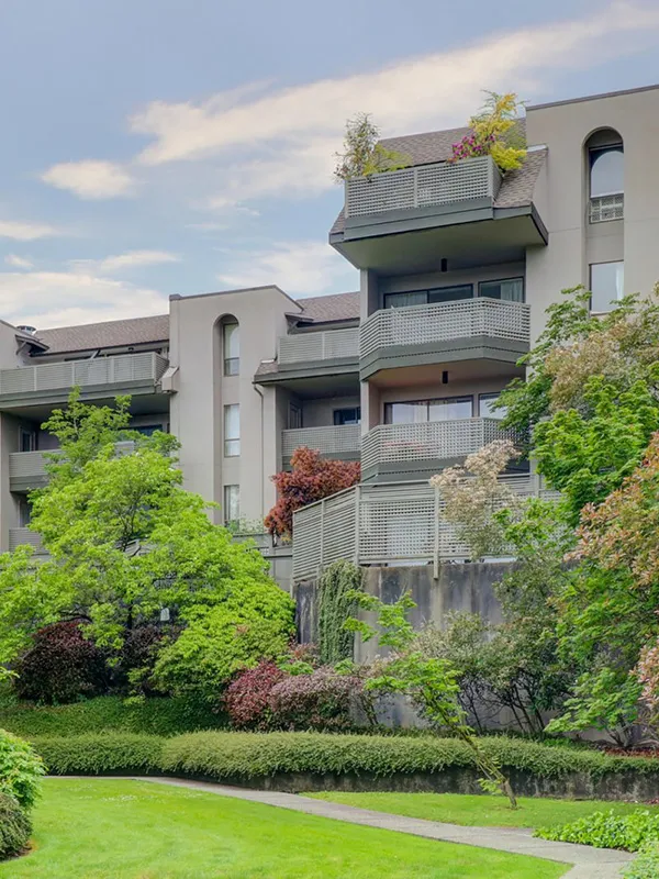 Building - Douglas View in Burnaby, BC at 1955 Woodway Place