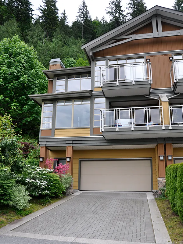Building - Seascapes in West Vancouver, BC at Seascape Drive