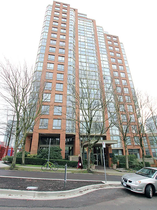 Building - Pacific Promenade in Vancouver, BC at 888 Pacific Street