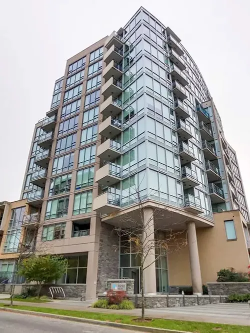 Building - Musee in Vancouver, BC at 1690 West 8th Avenue