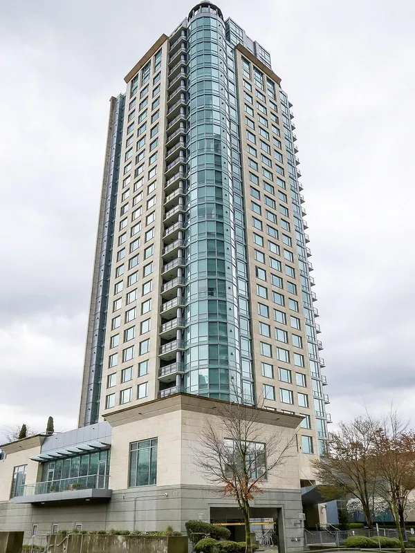 Building - Escala in Vancouver, BC at 323 Jervis Street
