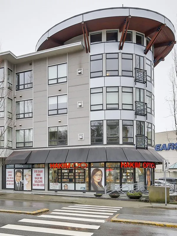 Building - Gateway in North Vancouver, BC at 935 West 16th Street
