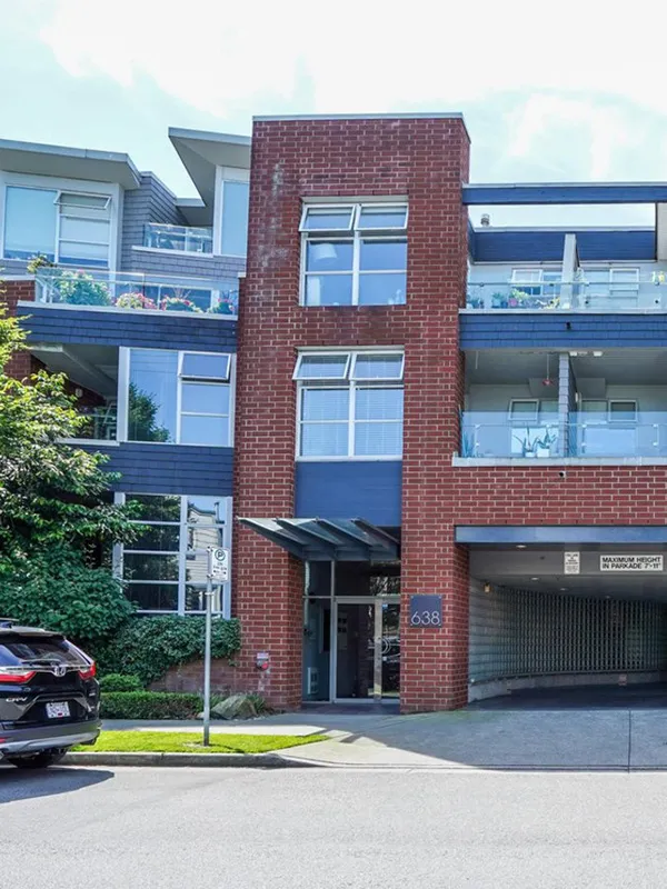 Building - Omega City Homes in Vancouver, BC at 638 West 7th Avenue