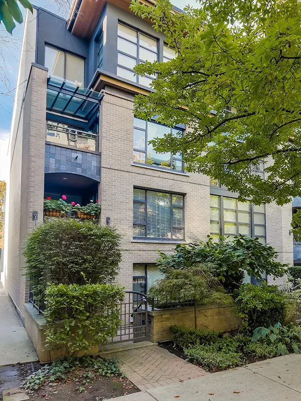 Building - Deseo in Vancouver, BC at 2226 West 12th Avenue