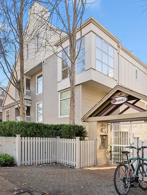 Building - Avanti in Vancouver, BC at 3150 West 4th Avenue