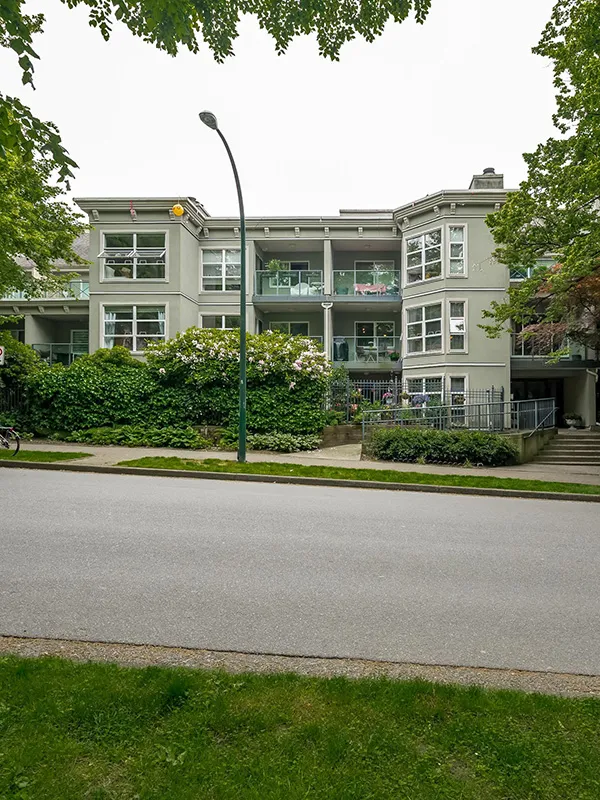 Building - Ashbury Place in Vancouver, BC at 1510 Nelson Street