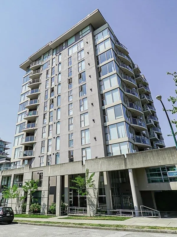 Building - Fircrest Gardens in Vancouver, BC at 1633 West 8th Avenue