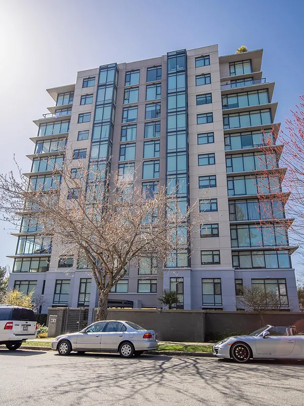 Building - 5955 Balsam in Vancouver, BC at 5955 Balsam Street