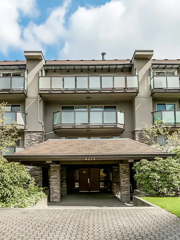 Building - Brent Gardens in Burnaby, BC at 4373 Halifax Street