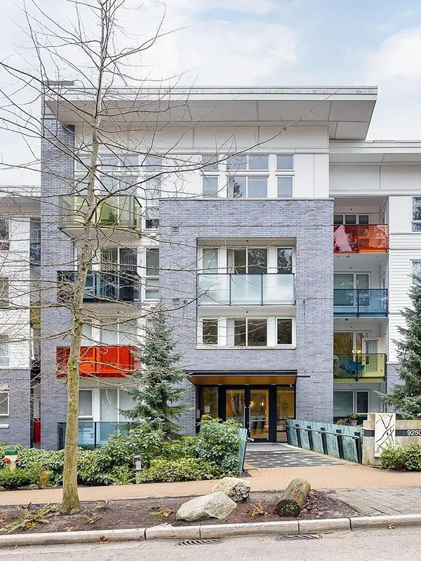 Building - Nest in Burnaby, BC at 9250 University High Street