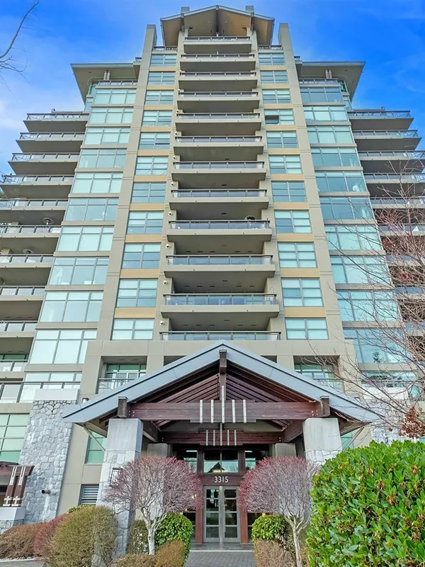 Building - Stone Cliff in West Vancouver, BC at 3355 Cypress Place