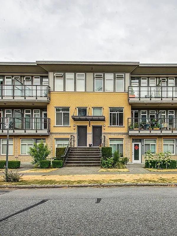 Building - Galleria in Vancouver, BC at 5568 Kings Road