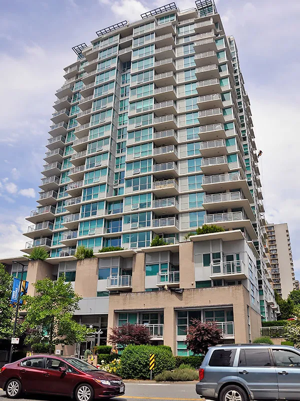 Building - Esplanade at the Pier in North Vancouver, BC at 188 East Esplanade
