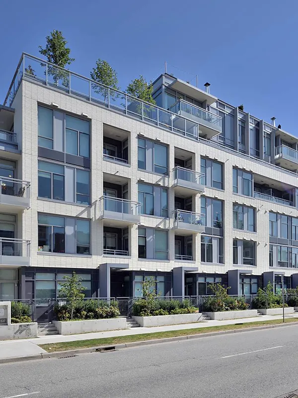 Building - The Regent at King Edward in Vancouver, BC at 523 West King Edward Avenue
