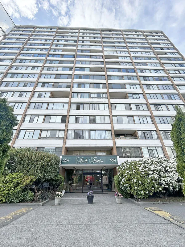 Building - Regency Park Towers in Richmond, BC at 6651 Minoru Boulevard