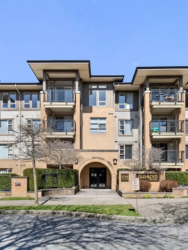 Building - Glenlloyd Park in Vancouver, BC at 5725 Agronomy Road