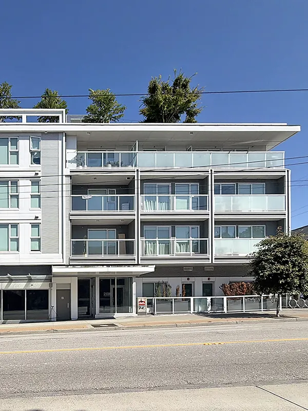 Building - Midtown Central in Vancouver, BC at 2508 Fraser Street